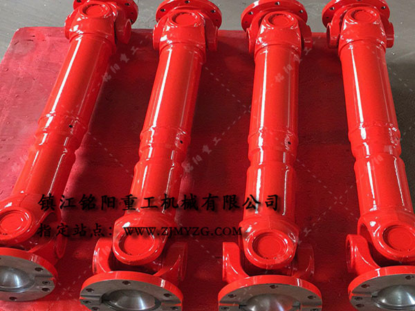 新式整體叉頭式萬(wàn)向聯(lián)軸器是冶金、軋鋼等機(jī)械設(shè)備的優(yōu)選傳動(dòng)件-萬(wàn)向聯(lián)軸器